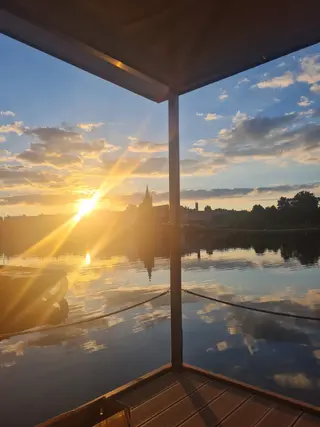 Wnętrze pływającego apartamentu